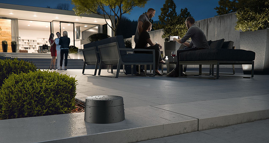 Schnelles WLAN im Garten und auf der Terrasse - mit dem devolo WiFi Outdoor Schnelles WLAN im Garten und auf der Terrasse - mit dem devolo WiFi Outdoor
